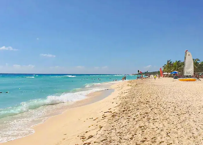 Luxurious 4 To 5-Bedroom Villa With Private Pool In Playa Del Carmen Villa Playa del Carmen