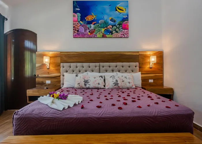 Villa Luxurious 4 To 5-Bedroom Villa With Private Pool In Playa Del Carmen Playa del Carmen