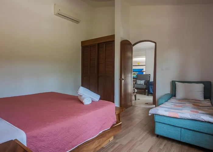 Luxurious 4 To 5-Bedroom Villa With Private Pool In Playa Del Carmen